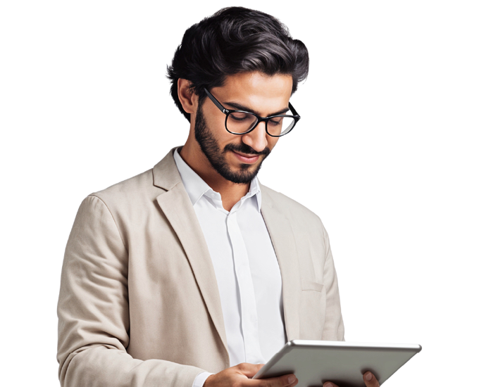 Seseorang bersetelan jas melihat tablet