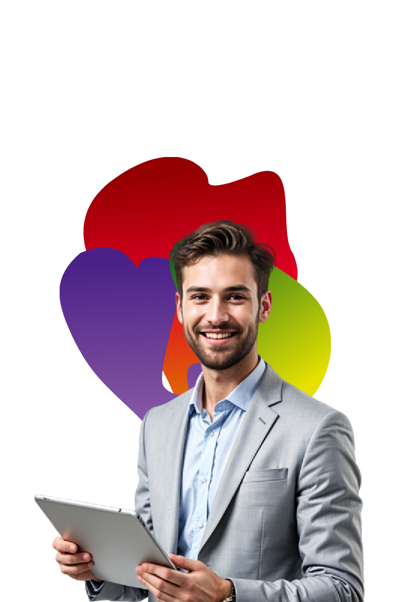 Eine lächelnde Person mit einem Tablet